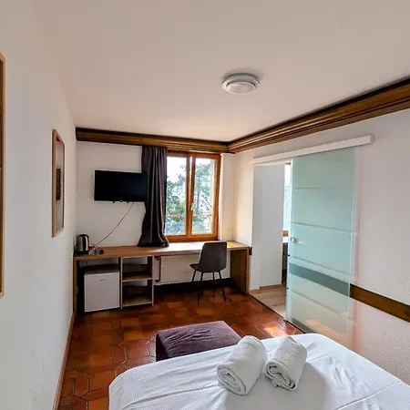 Castle View By Mk Hotel