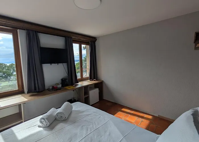 Castle View By Mk Veytaux